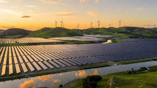 Renewables at a Crossroads: Grid Mandates, Storage Breakthroughs, and the Race to Triple Capacity by 2030