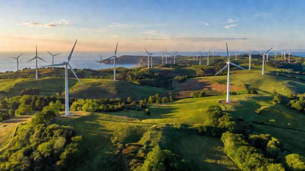 Europe's Energy Transition Accelerates: Wind, Hydrogen, and Storage Lead the Way in 2026