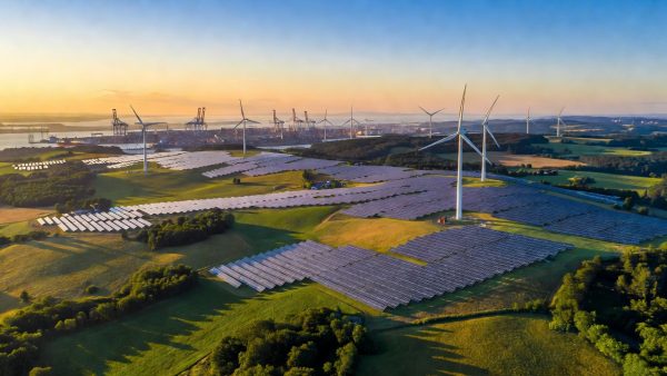 Europe's Clean Energy Push Accelerates: Battery Storage, Green Hydrogen, and the Renewables Tipping Point